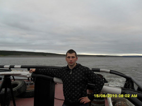 Неизвестно Неизвестно