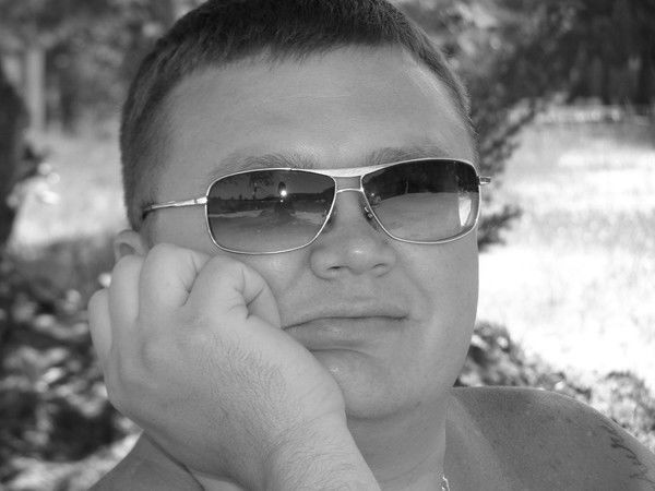 Александр Сероштан