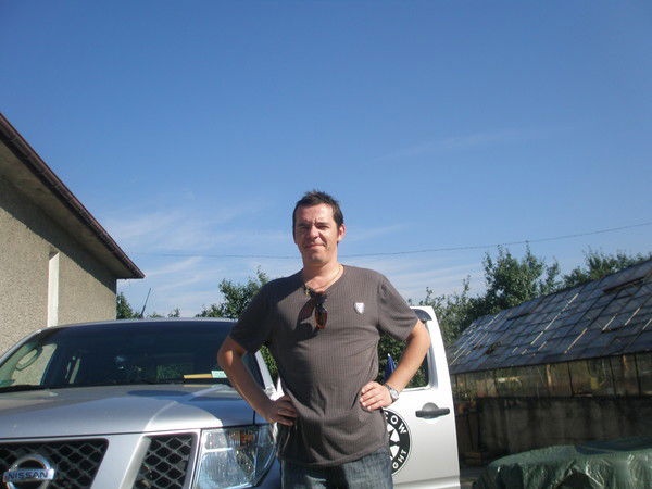 Женя Петров