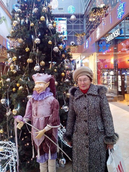 Людмила Устинова