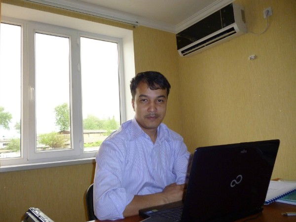 Алижон Каримов