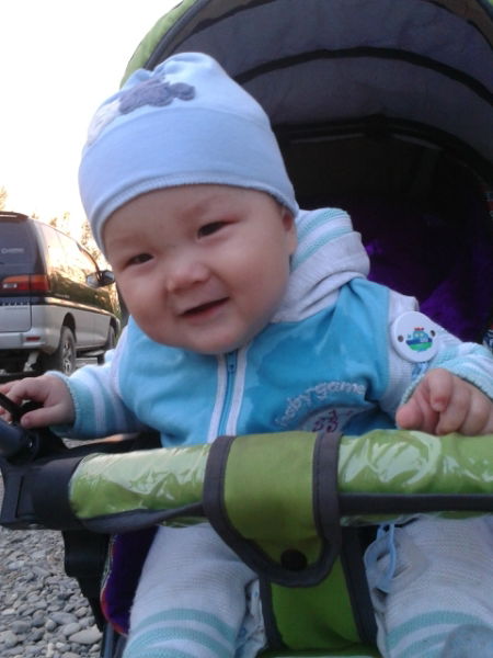 Айнура Асилова