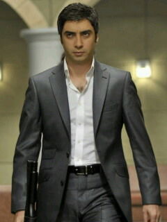 Polat Alamder