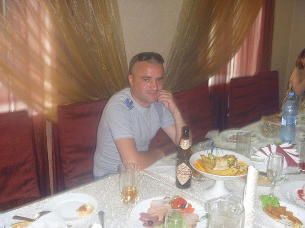 Максим Хлебков