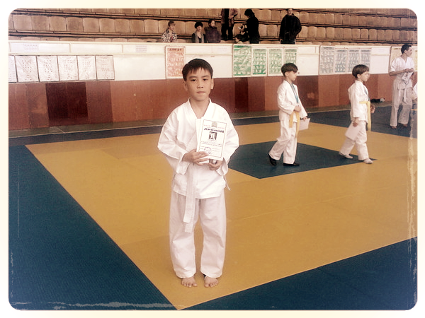 Бекзат Женис