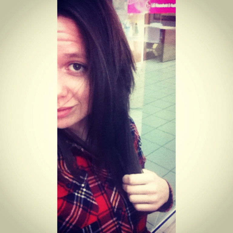 Валюха Плотникова