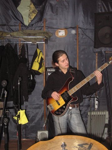 Неизвестно Неизвестно