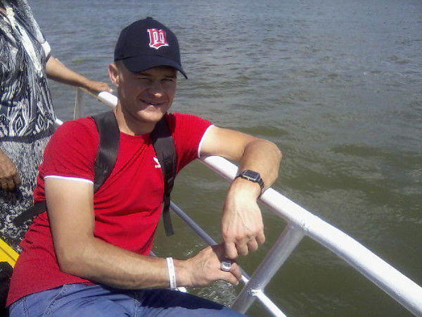 Денис Макаренко