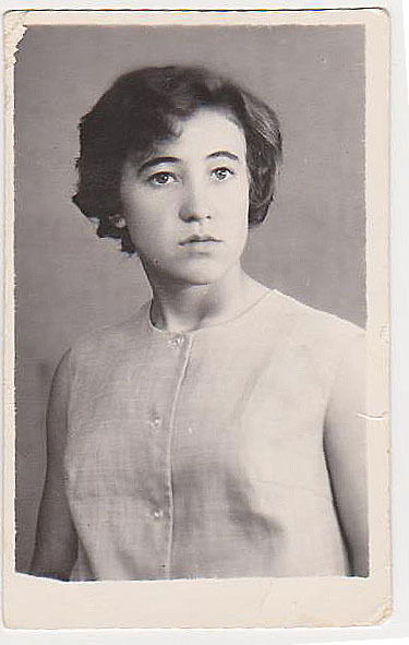 Тоня Лутова