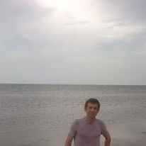 Алексей Непомнящий