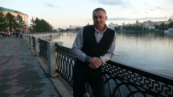 Анатолий Мотков