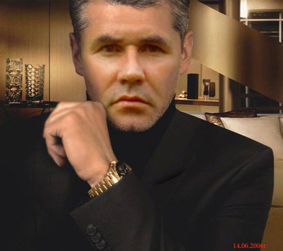 Владимир Бархударов