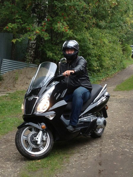 Андрей Жирнов