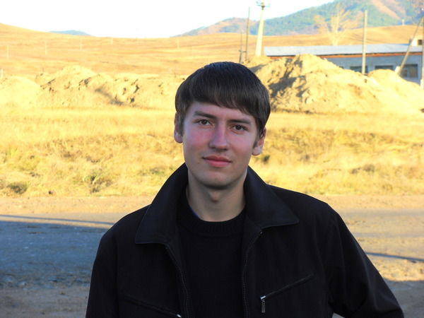 Иван Максимов