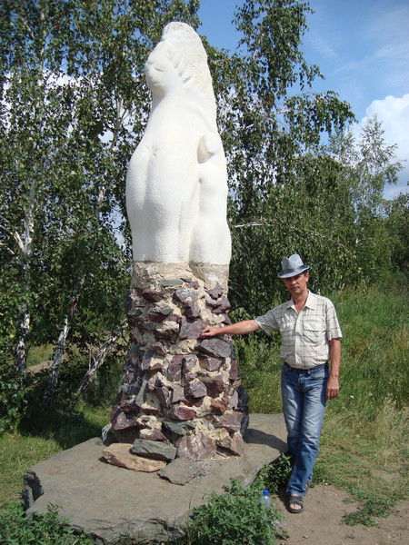 Евгений Ушаков