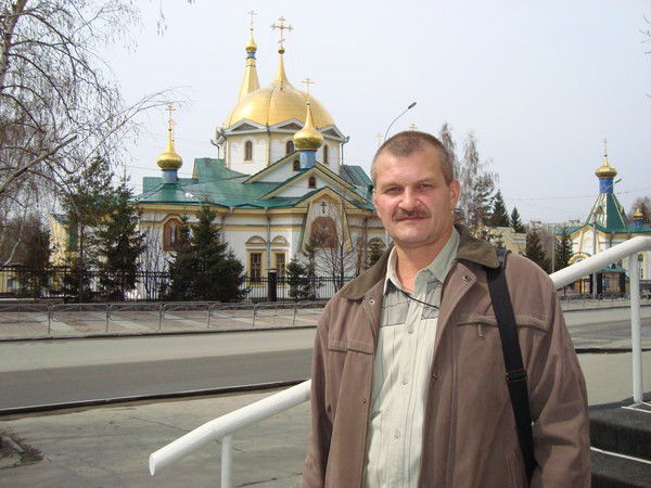 Александр Леонов