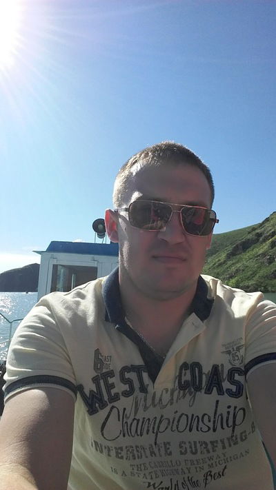 Антон Студенков