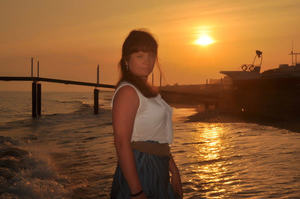 Света Зотова