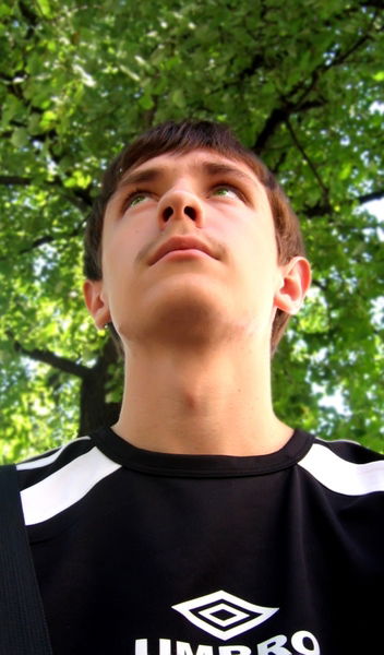 Денис Кулешов