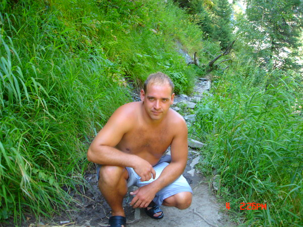 Александр Власов