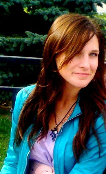 Алёна Двойникова