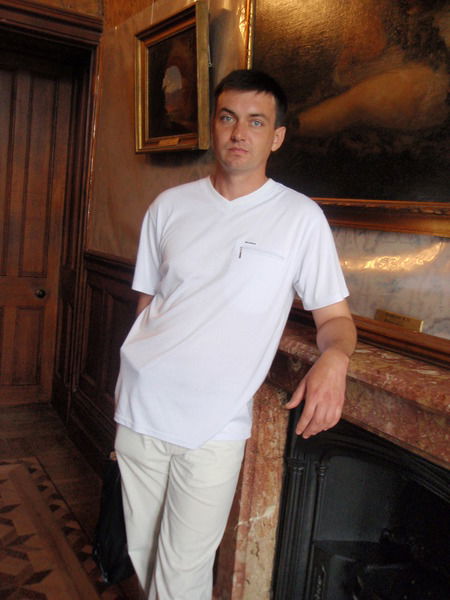 Андрей Сироштан