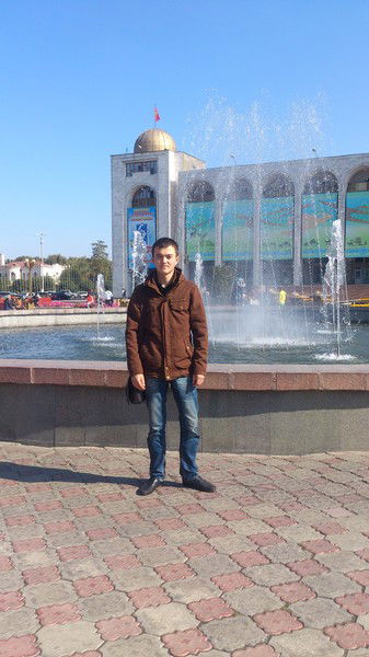 Алимбек Абжамил Уулу