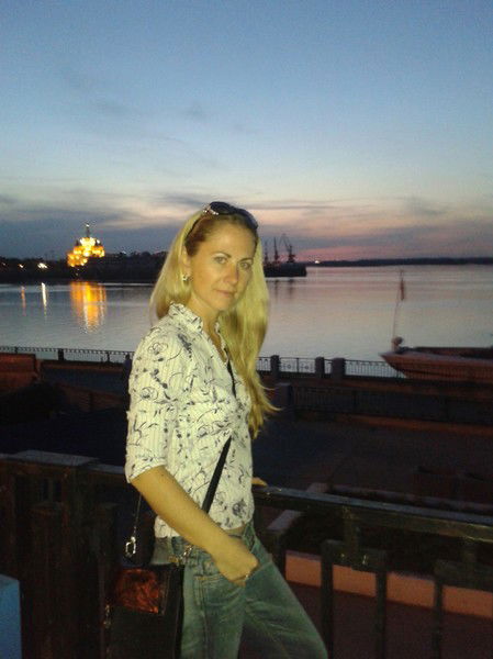 Лёля Иванова