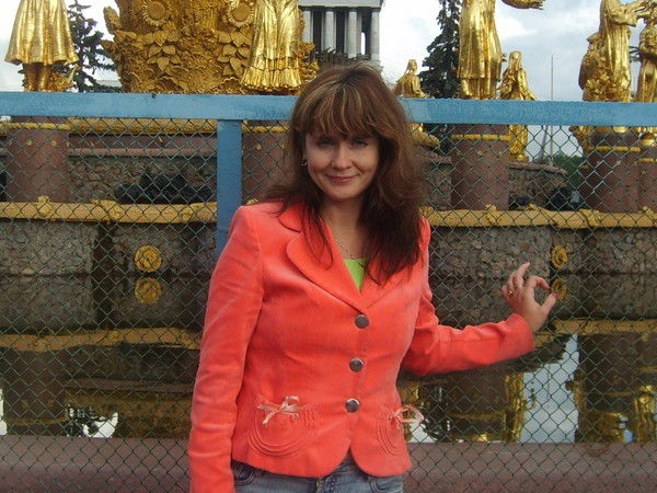 Лена Храпова