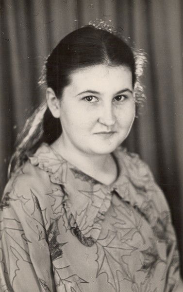 Лариса Саломатова