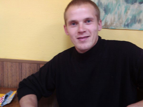 Антон Емельянов