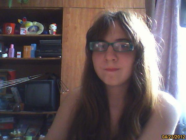 Лера Попова