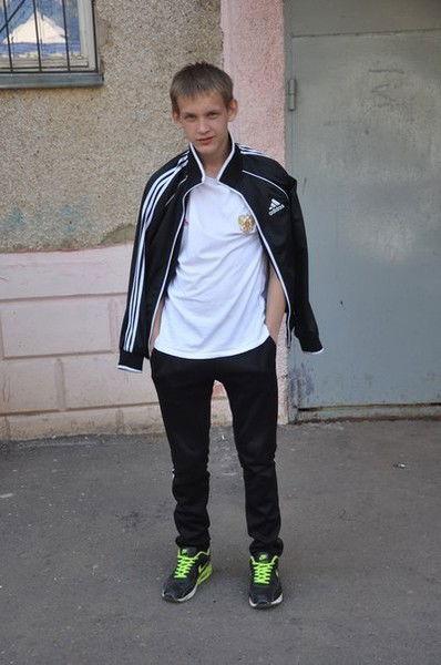 Денчик Устинов