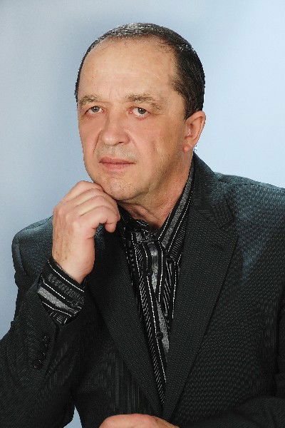 Борис Лесников