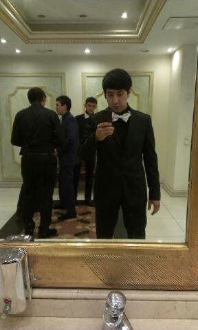 Жандос Аманжолов