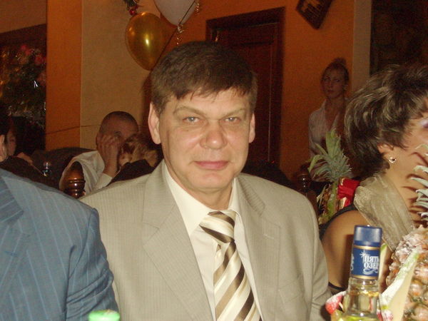 Александр Попов