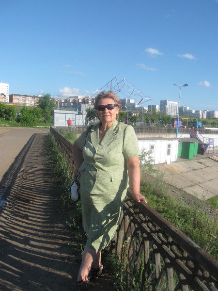 Галина Ухова