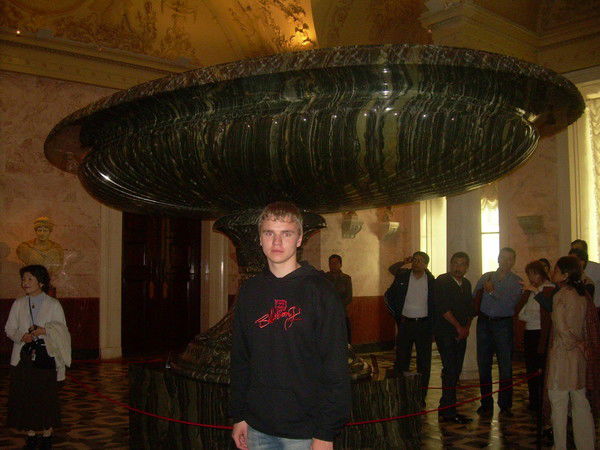 Александр Жаров