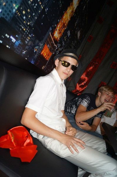 Валентин Кан