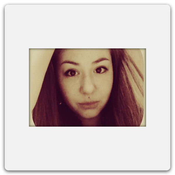 Аниса Сулейманова