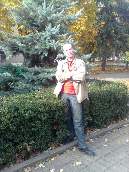 Александр Тихонов