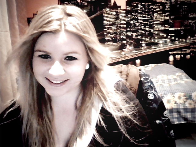 Лена Назарова