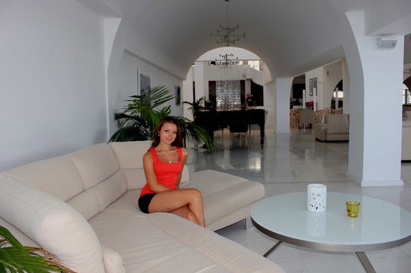 Женя Богданова