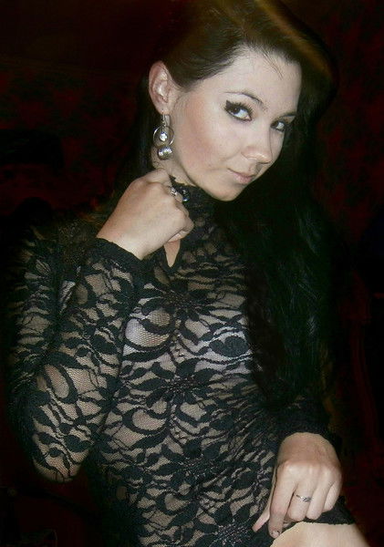 Олечка Яковлева