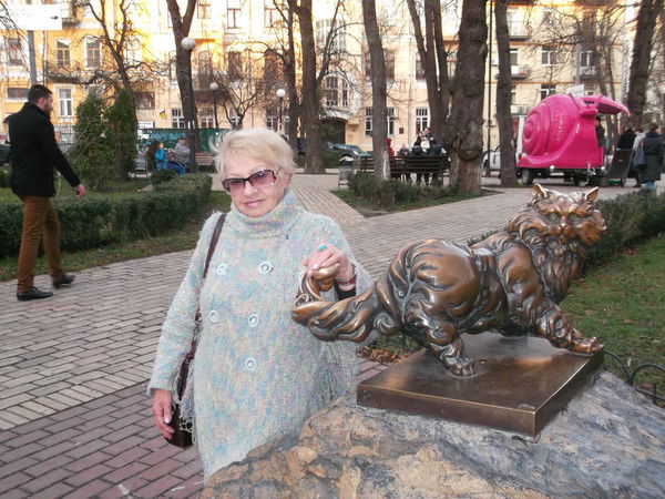 Надя Пронина