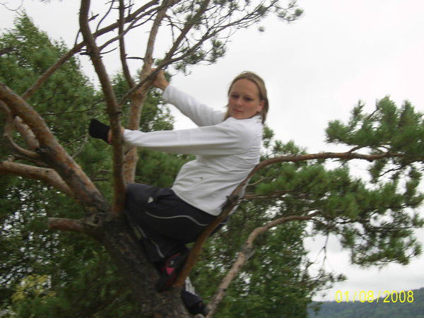 Элеонора Сафронова