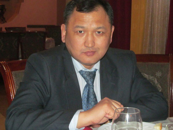 Серик Шакенов