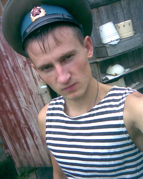 Максим Попырин