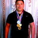 Искандер Науанов