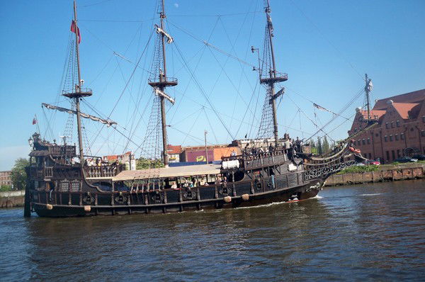 Александр Феллер